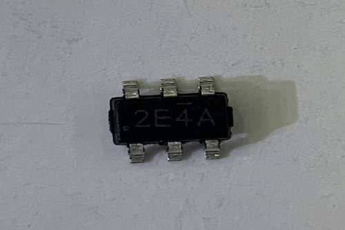 XT4154    带有 OVP 功能的小电流线性电池管理芯片